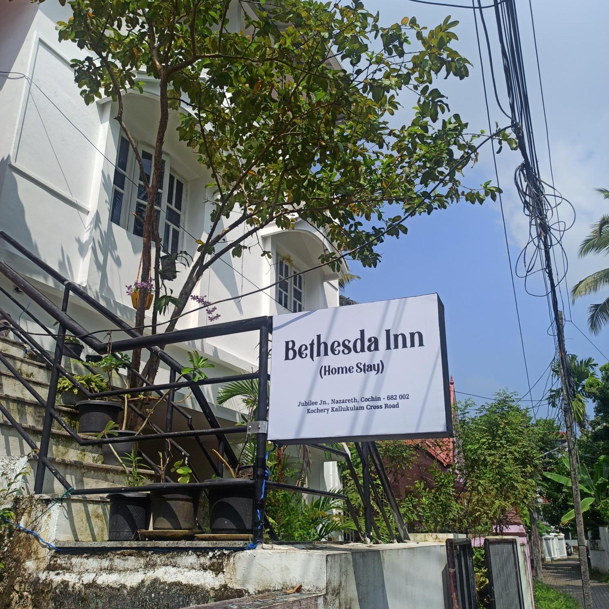 Bethesda Inn Kochi エクステリア 写真