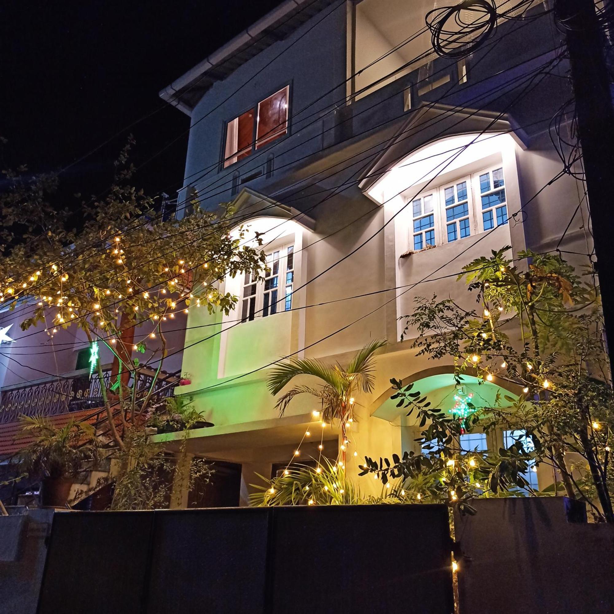 Bethesda Inn Kochi エクステリア 写真