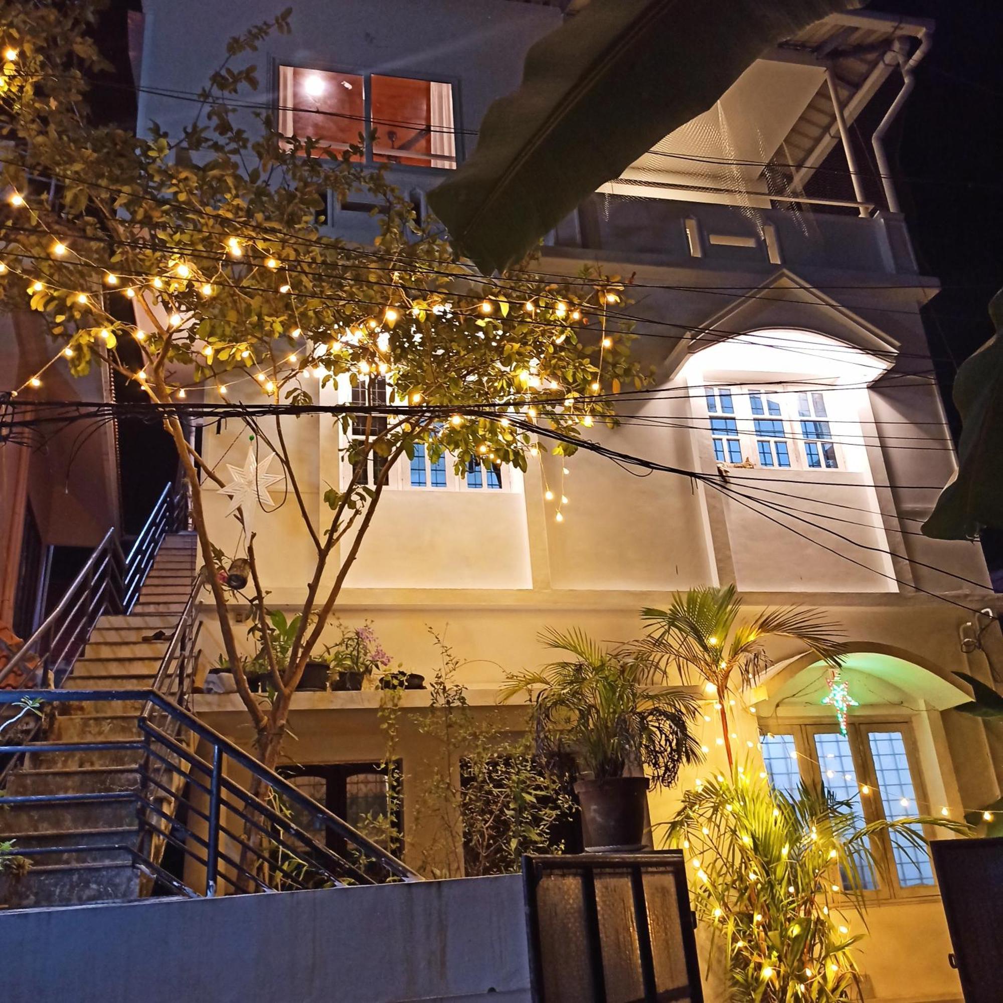 Bethesda Inn Kochi エクステリア 写真